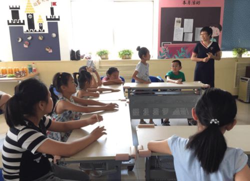 教育部首批义务教育课后服务典型调查 解决家长“放学接不了娃”难题